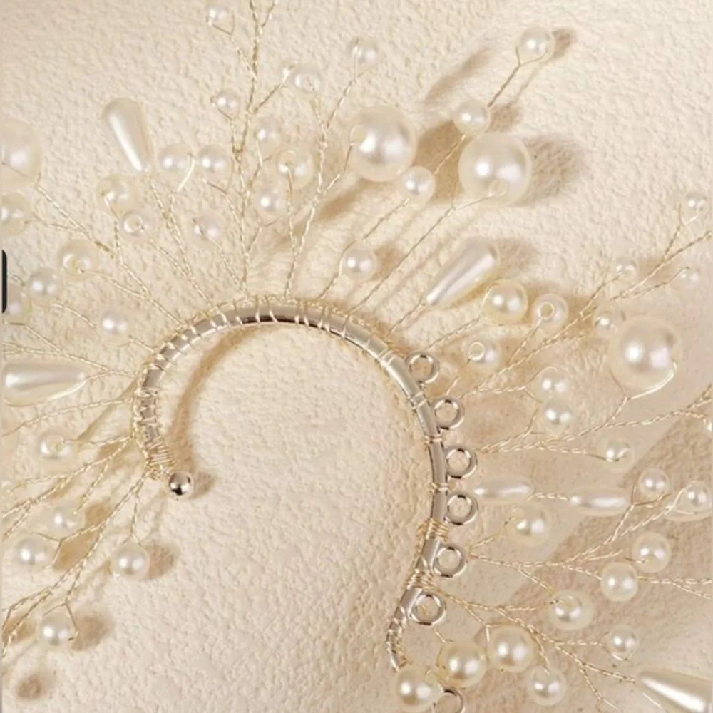 ✨NEW✨ Elegant White Floral Pearl Statement Ear Cuff wedding prom
